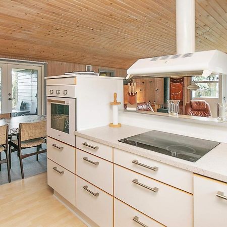 8 Person Holiday Home In Hesselager Eksteriør billede