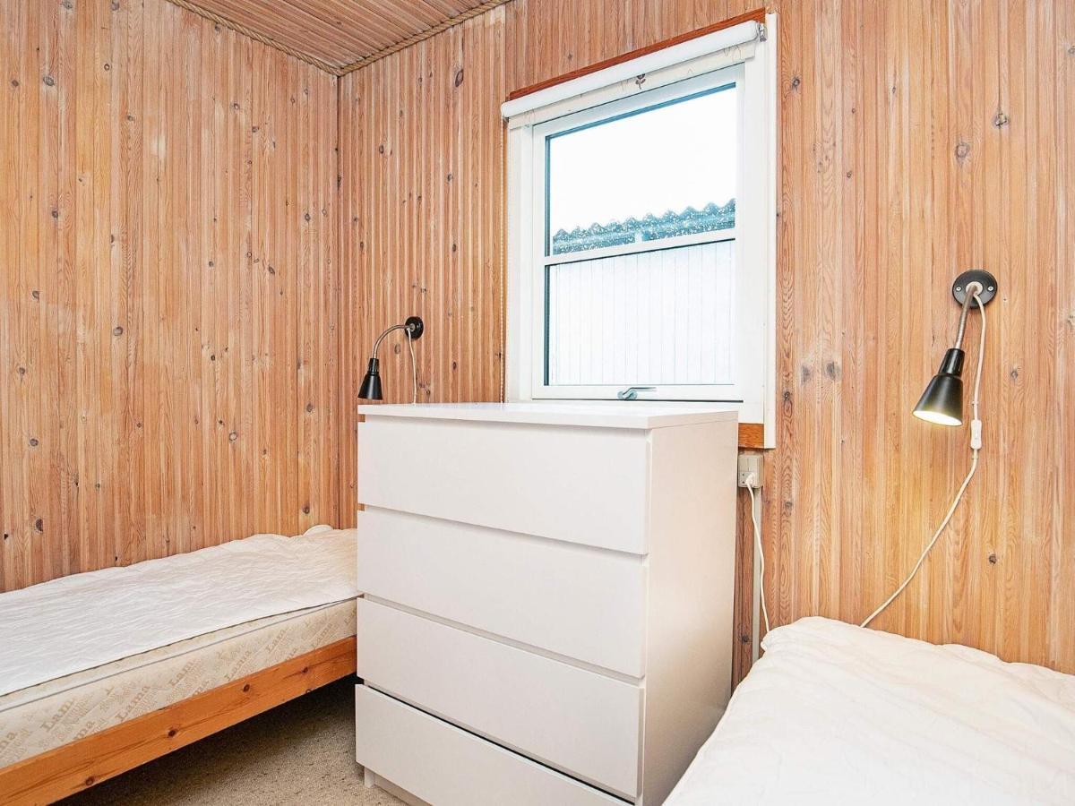 8 Person Holiday Home In Hesselager Eksteriør billede