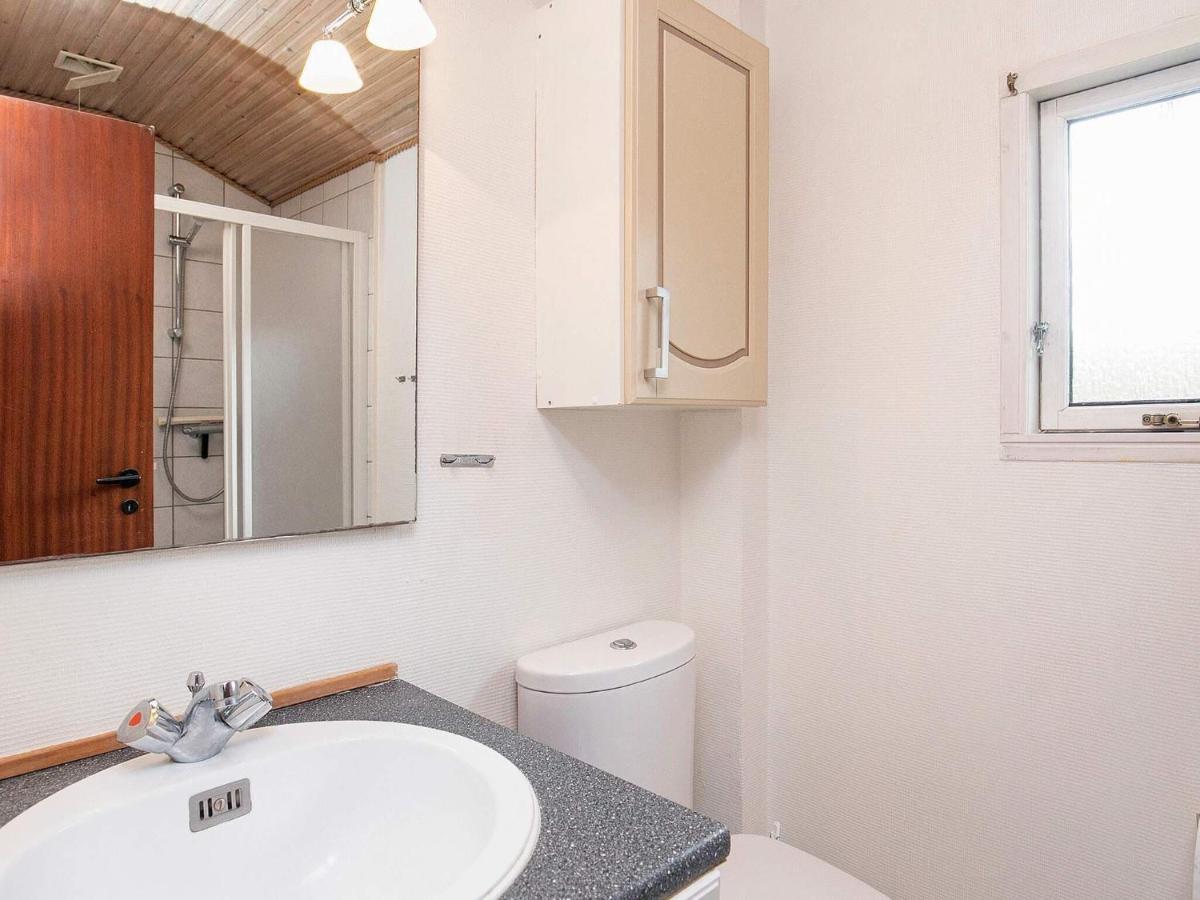 8 Person Holiday Home In Hesselager Eksteriør billede